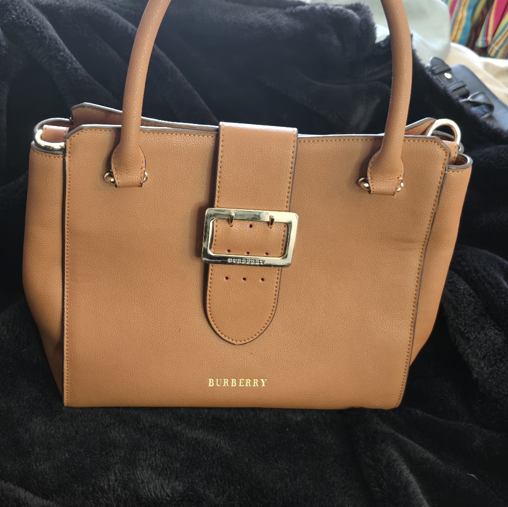 Brown Leather Burberry Buckle Tote W/detachable shoulder strap still in plastic